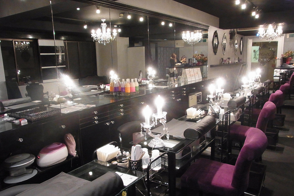 nail salon SyiSyu 西梅田店