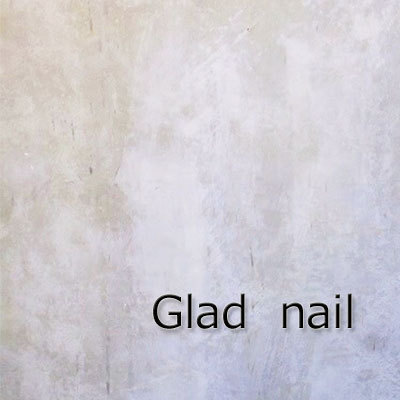 Glad nail