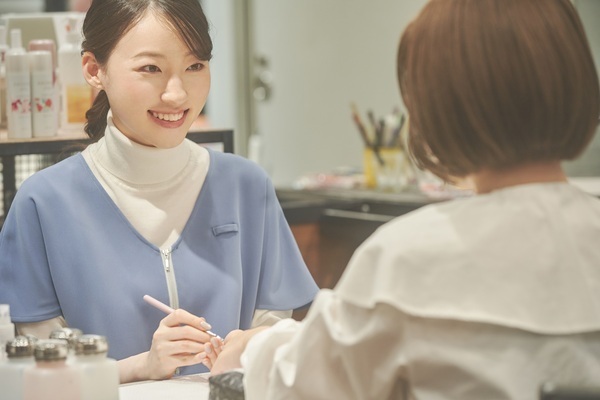 MANICURE HOUSE 京都駅前地下街ポルタ店