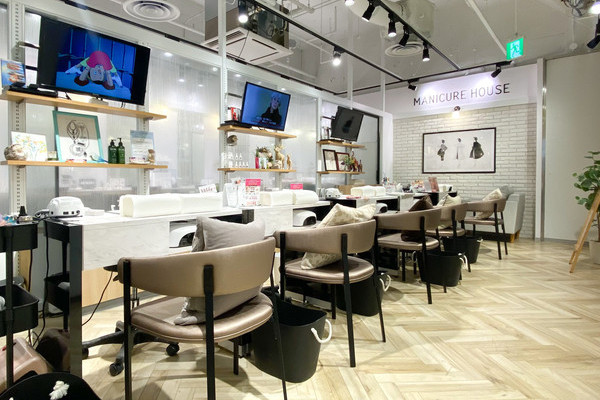  MANICURE HOUSE 名古屋エスカ店