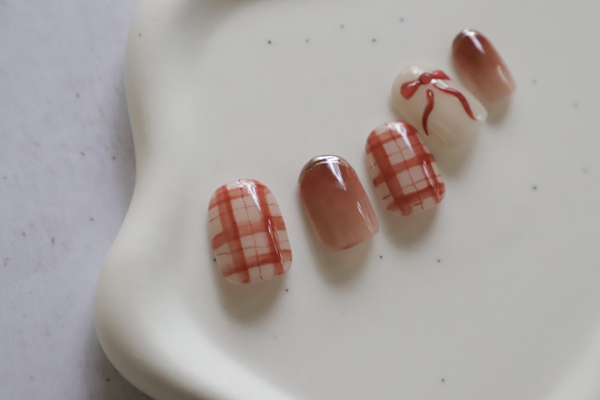 DEE nail×eyelash gifu
